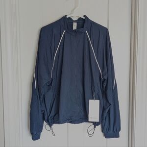 Lululemon License to Train Lightweight Jacket - True Navy sz 12
